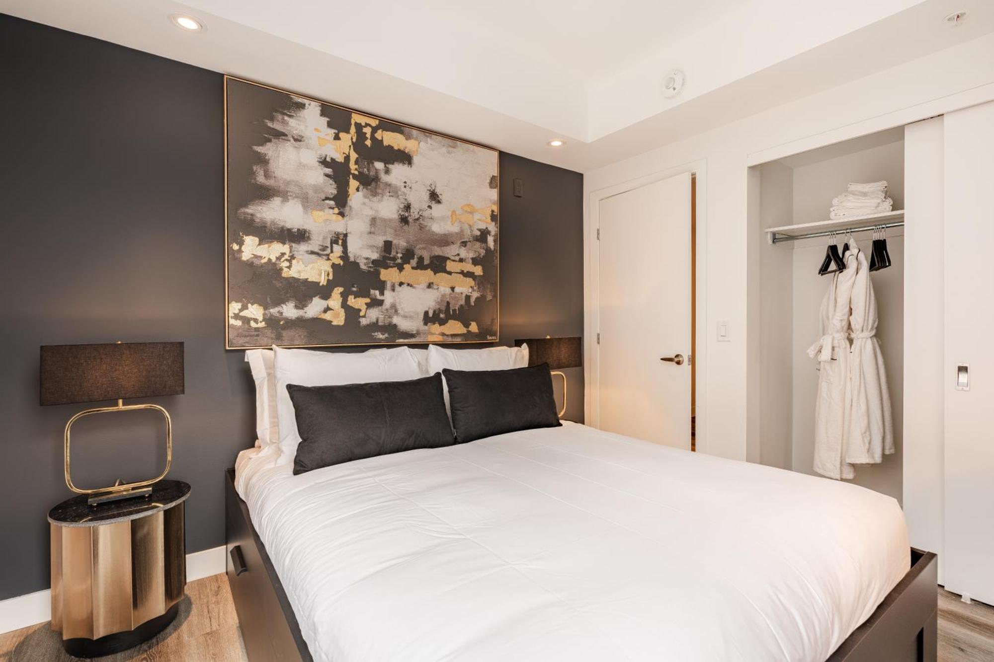 Westview Luxury Suites Ottawa Ngoại thất bức ảnh