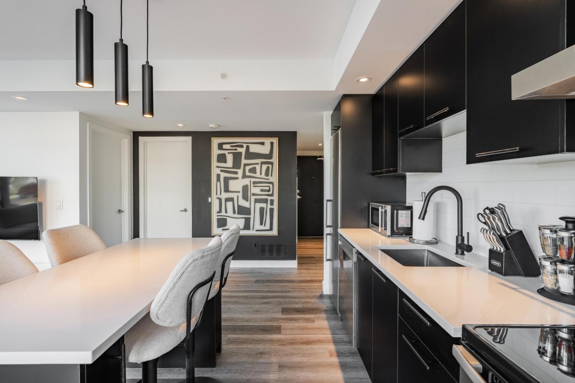 Westview Luxury Suites Ottawa Ngoại thất bức ảnh