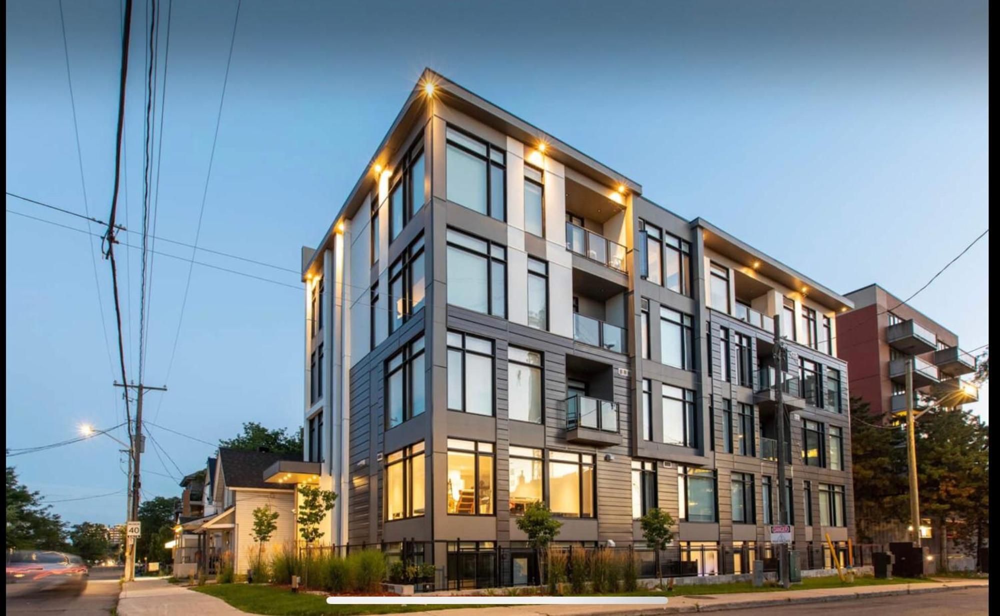 Westview Luxury Suites Ottawa Ngoại thất bức ảnh