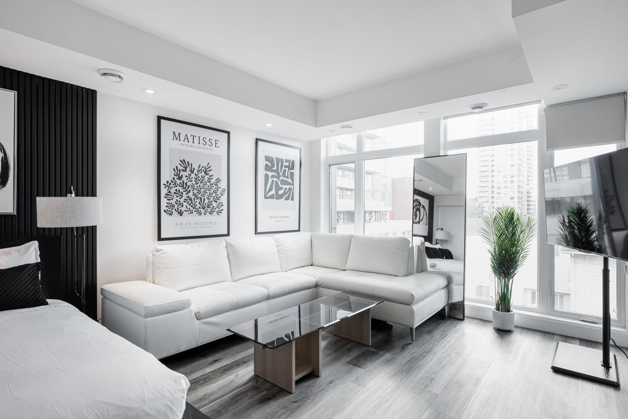 Westview Luxury Suites Ottawa Ngoại thất bức ảnh