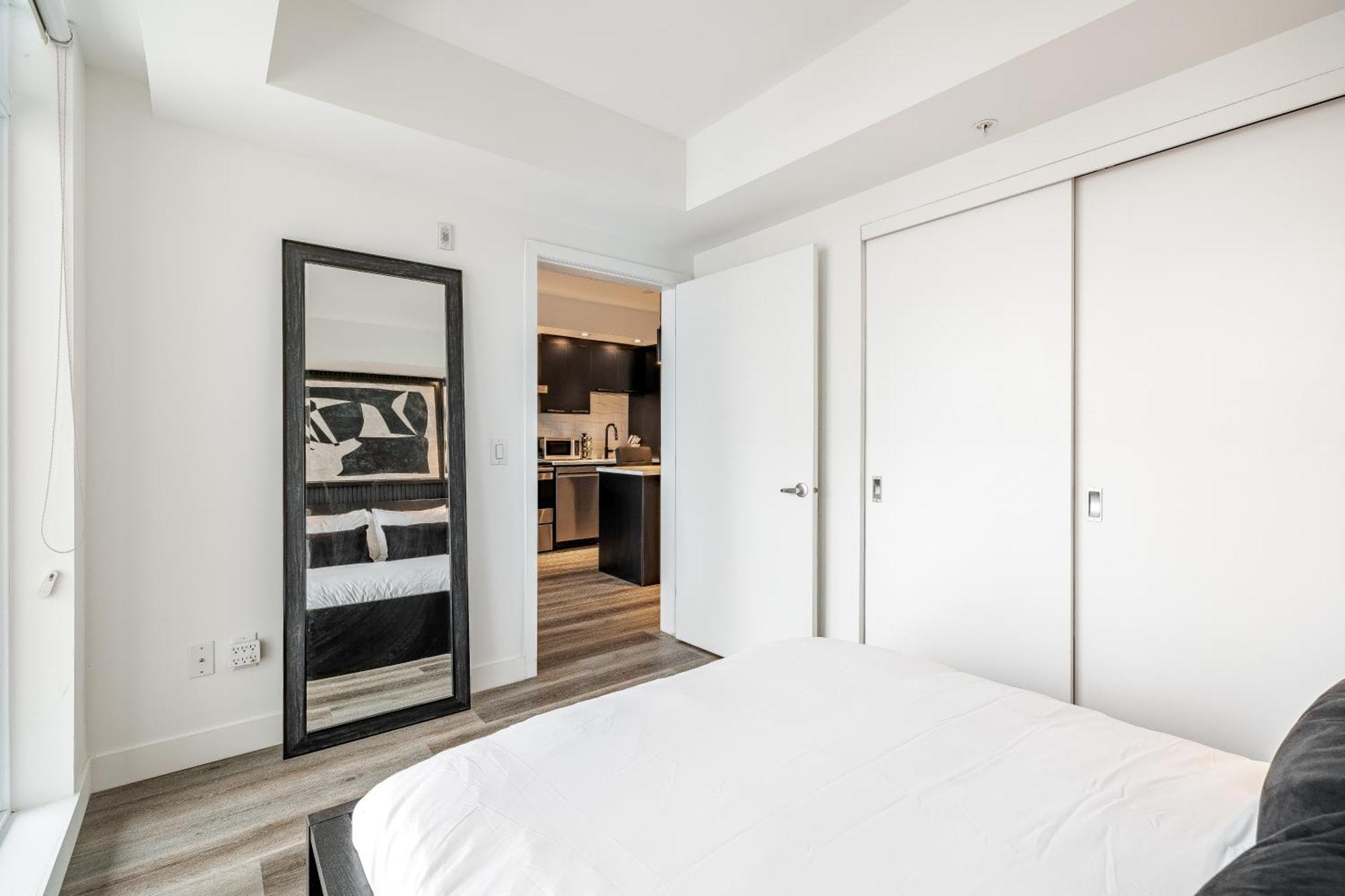 Westview Luxury Suites Ottawa Ngoại thất bức ảnh