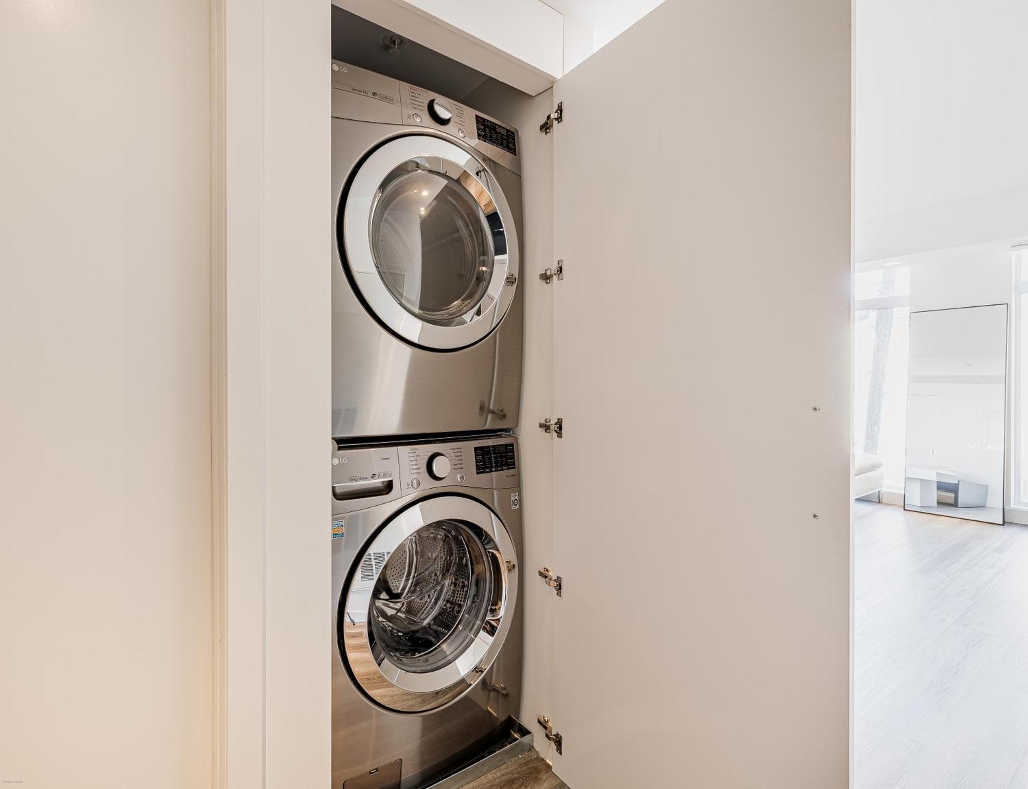Westview Luxury Suites Ottawa Ngoại thất bức ảnh