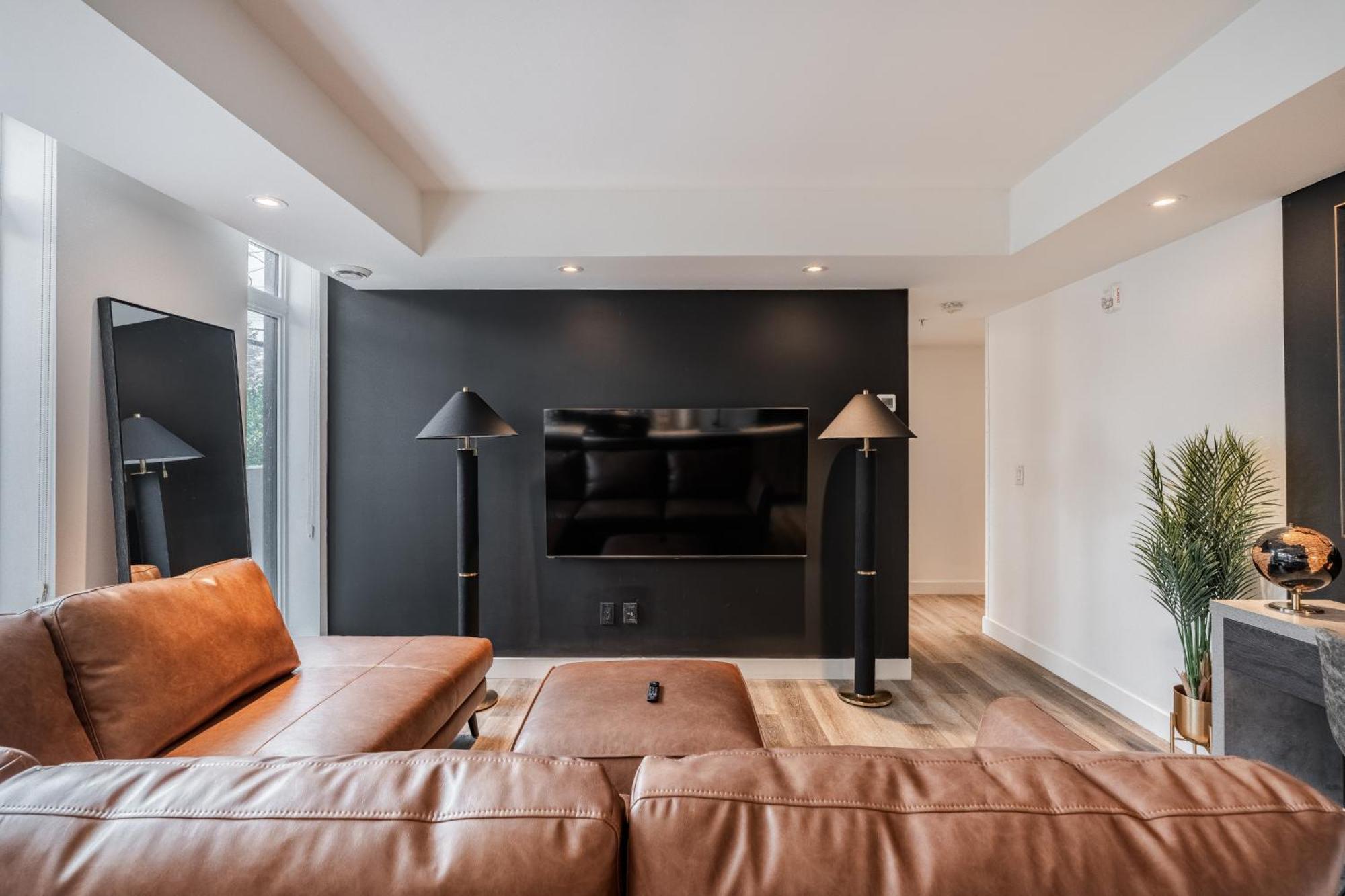 Westview Luxury Suites Ottawa Ngoại thất bức ảnh