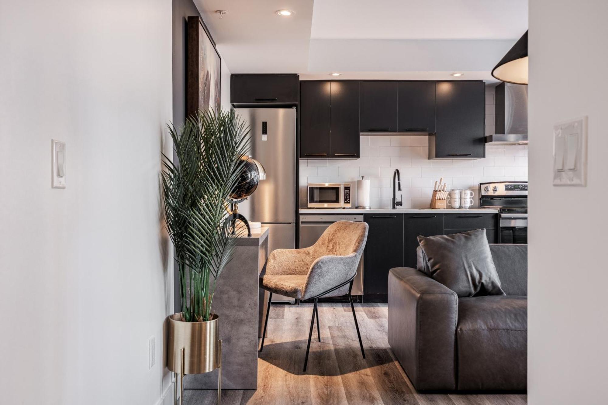 Westview Luxury Suites Ottawa Ngoại thất bức ảnh