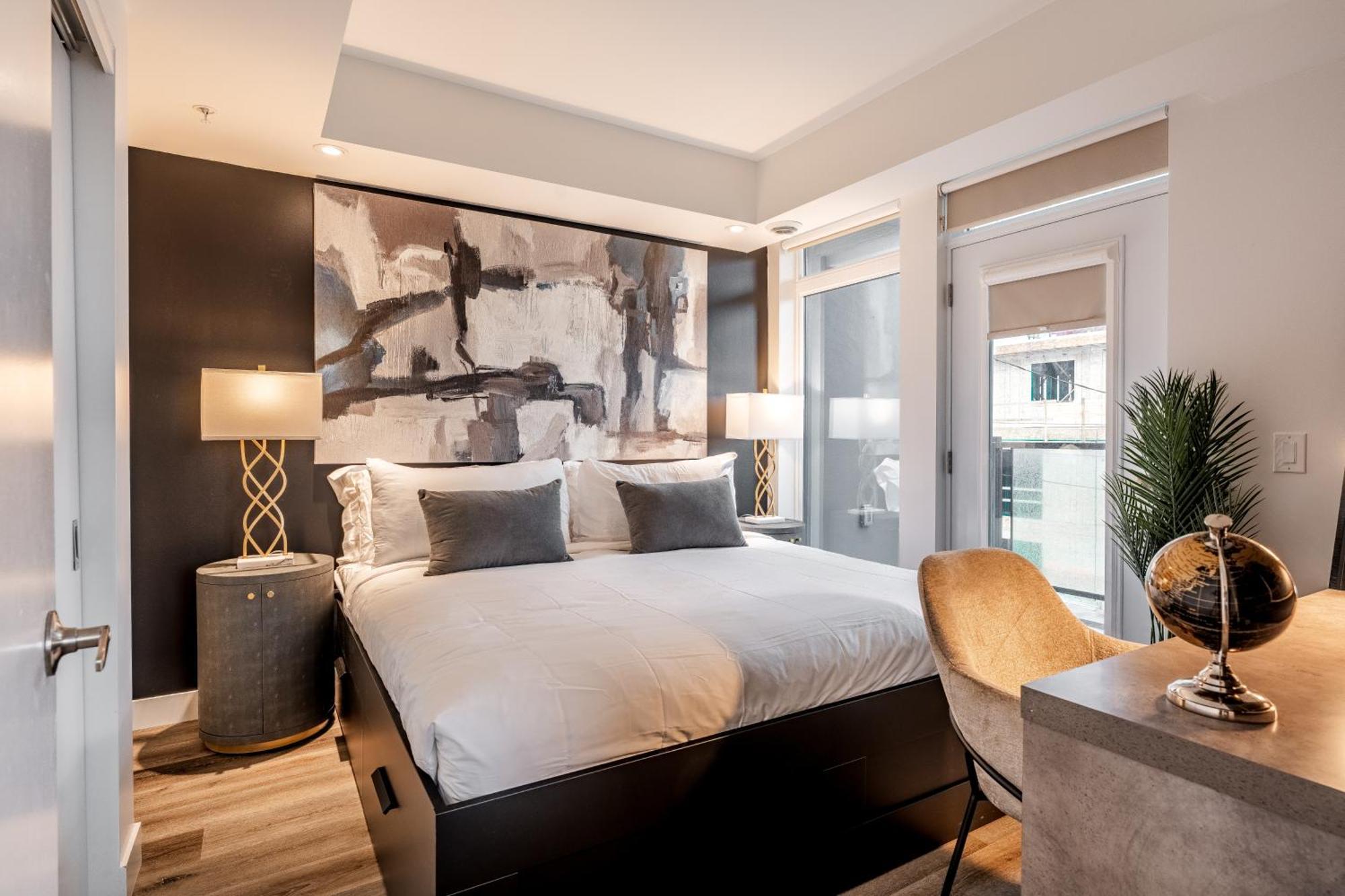 Westview Luxury Suites Ottawa Ngoại thất bức ảnh