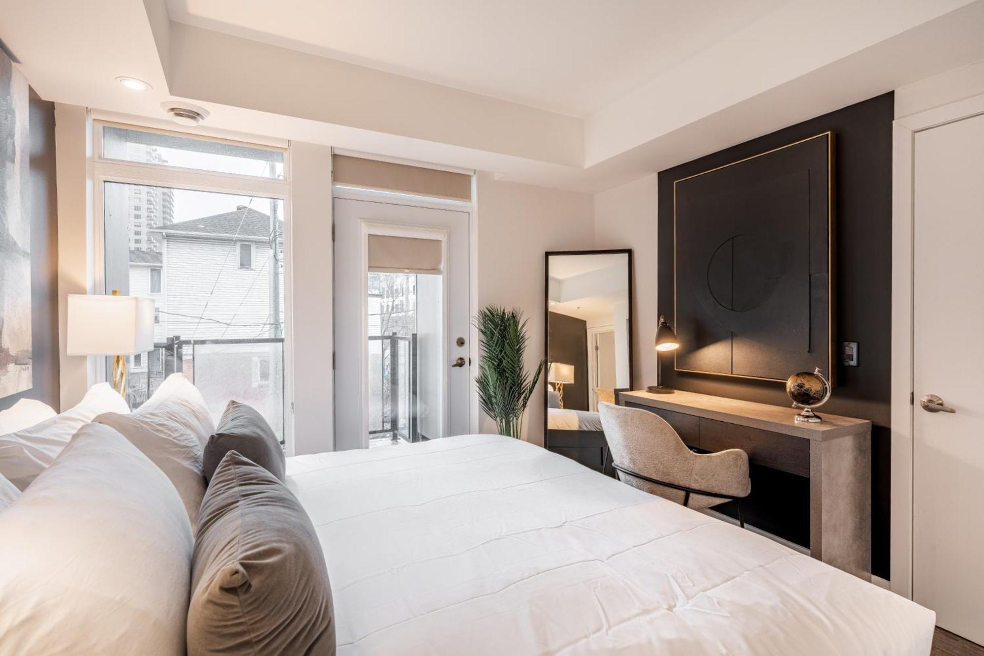 Westview Luxury Suites Ottawa Ngoại thất bức ảnh